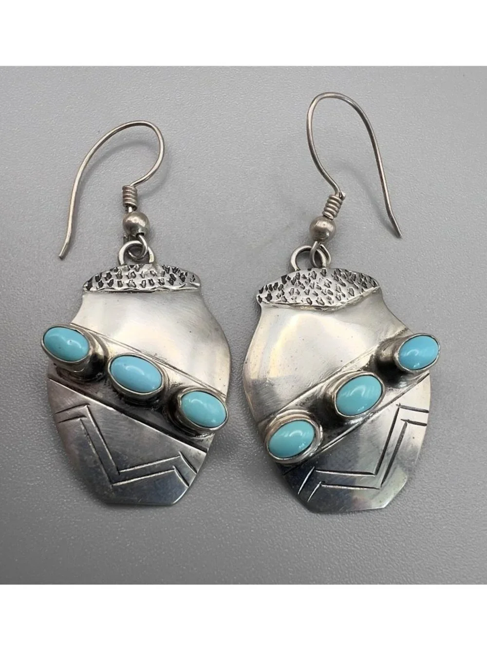 Vintage Navajo Native American Sterling Silver Turquoise Earrings - Picture 1 of 9
